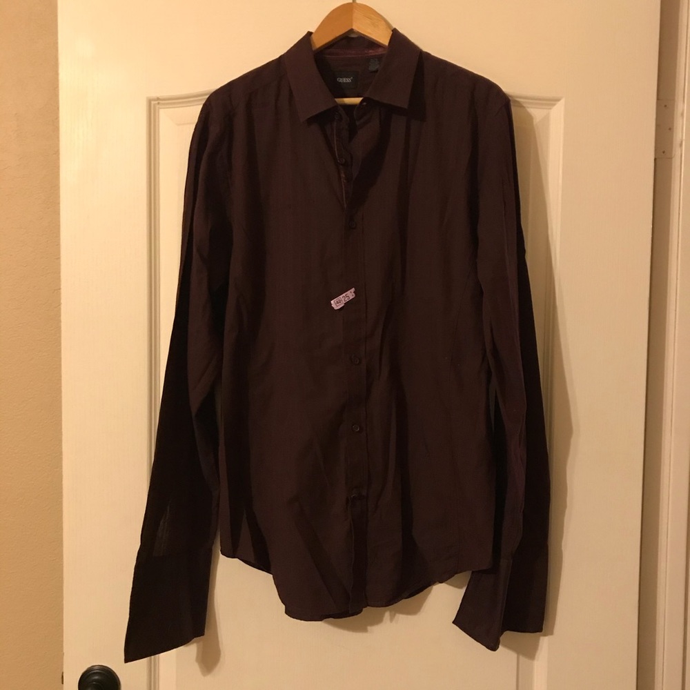 Guess men’s button down shirt XL